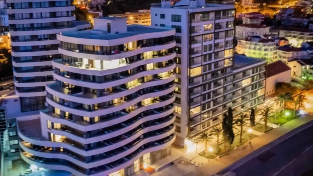 Sale, studio apartment, 72m², Rafailovići, Budva