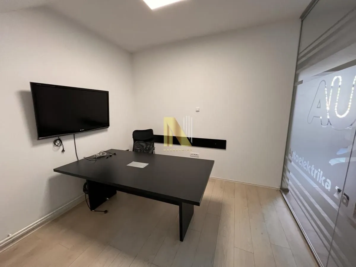 Rent, office space, 550m², Telep, Novi Sad Sve Podlokacije