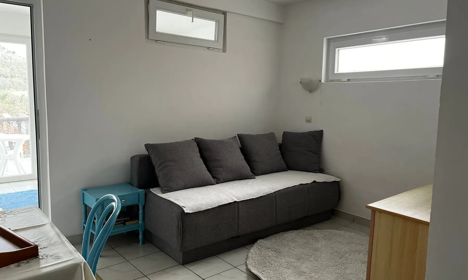 Izdavanje, jednosoban stan, 55m², Rafailovići, Budva