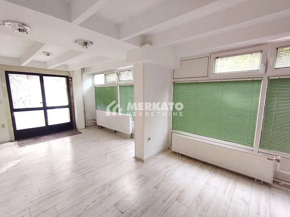 Sale, office space, 70m², Lesnina, Zrenjanin