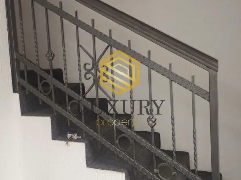 Rent, office space, 172m², 1 maj, Podgorica - image 9