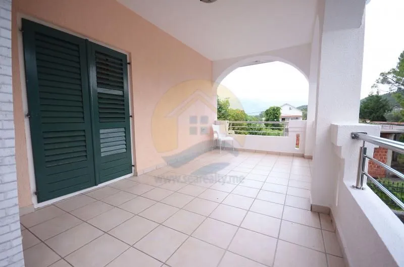 Prodaja, kuća, 253m², Krašići, Tivat