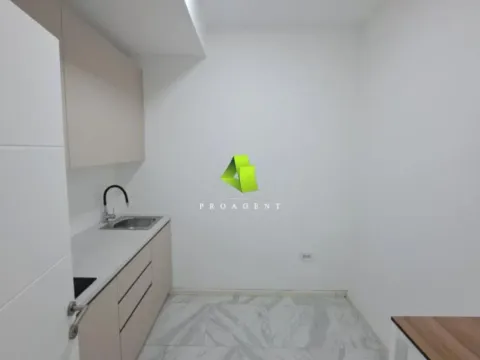 Izdavanje, poslovni prostor, 60m², Čair, Niš - image 9