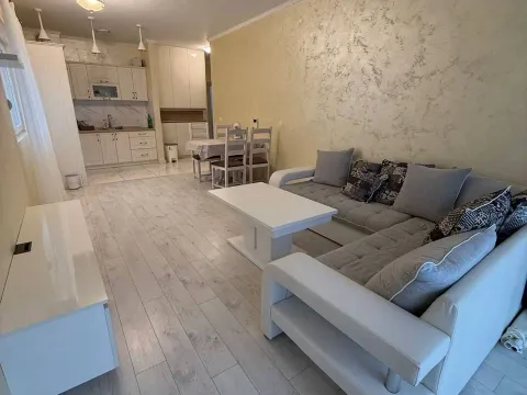 Sale, two bedroom apartment, 68m², Dubovica, Budva - image 2