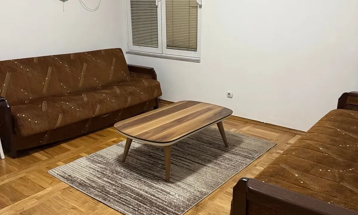 Rent, studio apartment, 40m², Vezirov Most, Podgorica
