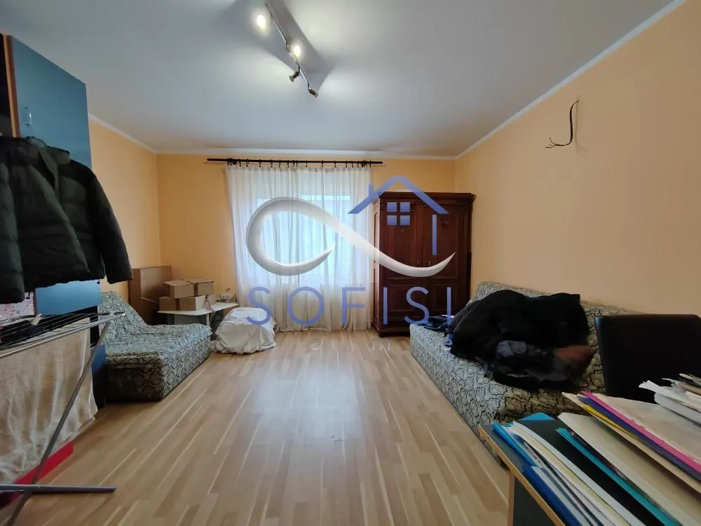 Prodaja, kuća, 189m², Salajka, Novi Sad Sve Podlokacije