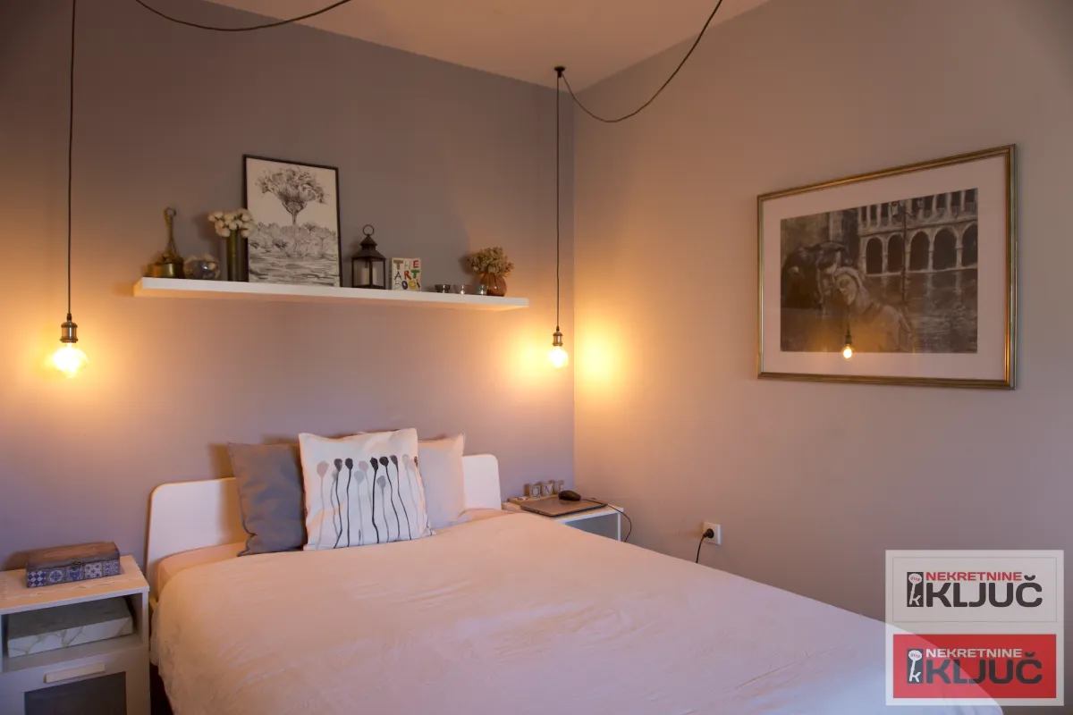 Prodaja, dvosoban stan, 55m², Bulevar Oslobodjenja, Novi Sad Sve Podlokacije