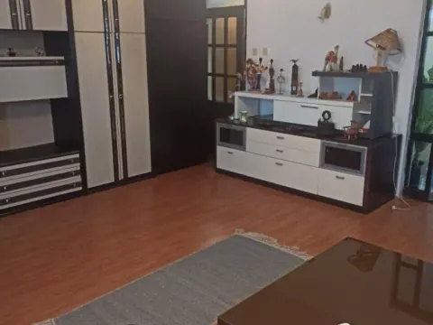 Izdavanje, trosoban stan, 150m², Jajinci, Voždovac Sve Podlokacije - image 3