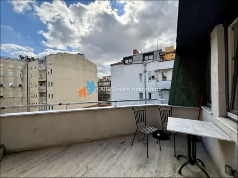 Rent, four bedroom apartment, 250m², Kalenić Pijaca, Vračar Sve Podlokacije - image 23