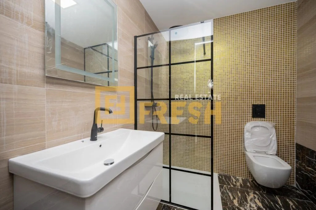 Prodaja, trosoban stan, 111m², Zagorič, Podgorica