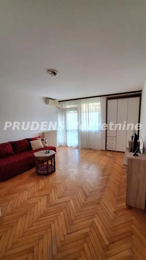 Prodaja, dvosoban stan, 59m², Palilula Sve Podlokacije, Beograd