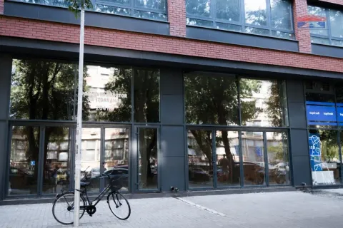 Rent, office space, 204m², Spens, Novi Sad Sve Podlokacije - image 2