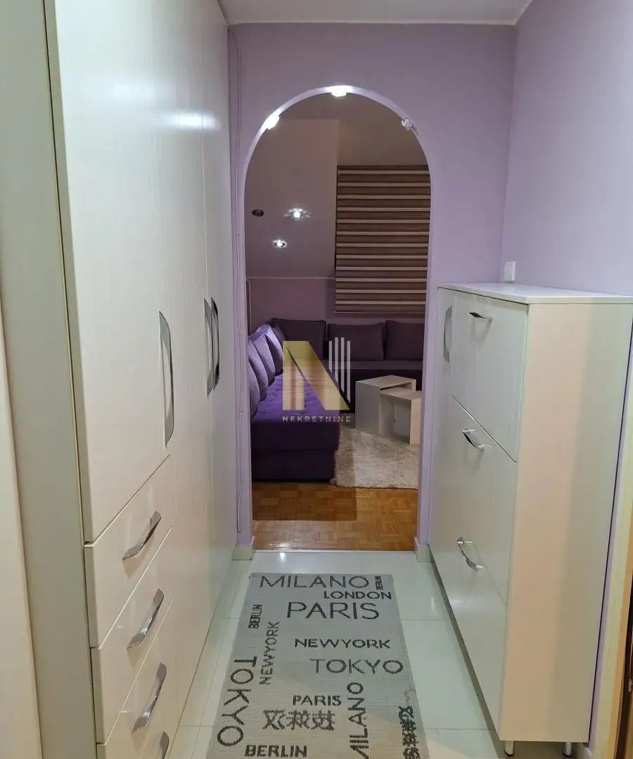 Prodaja, garsonjera, 29m², Novo naselje, Novi Sad