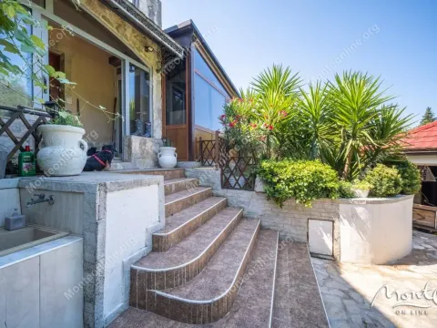 Prodaja, kuća, 130m², Tivat, Crna Gora - image 42
