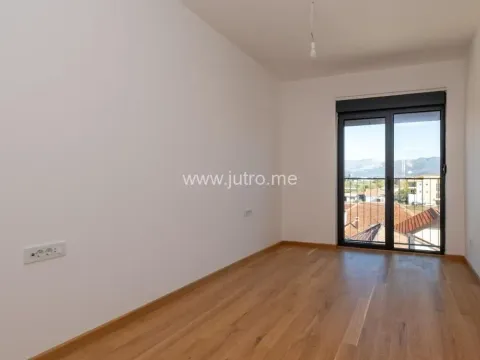 Sale, three bedroom apartment, 130m², Podgorica, Crna Gora - image 3