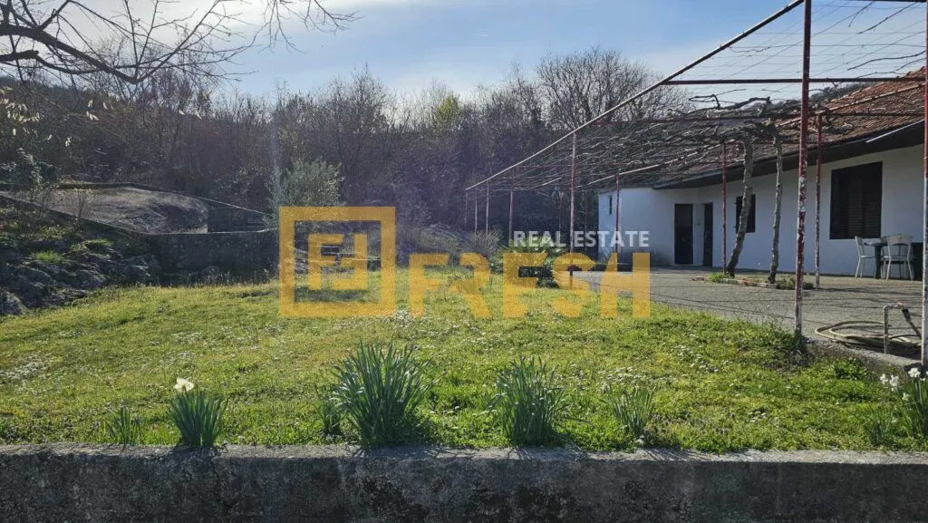 Prodaja, kuća, 80m², Beri, Podgorica