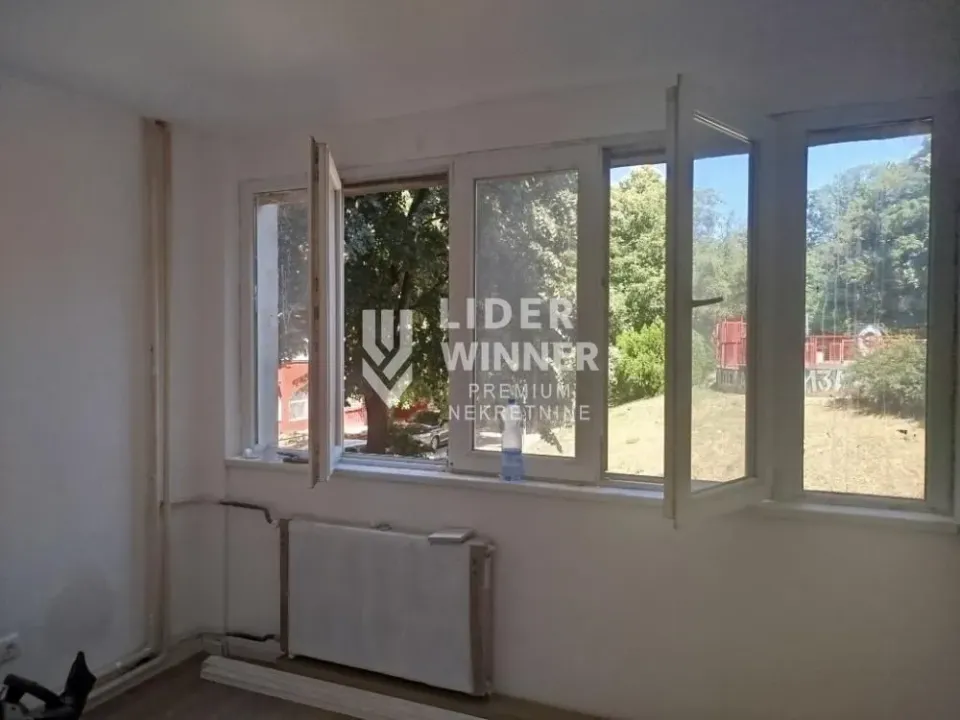 Sale, three bedroom apartment, 41m², Voždovac Sve Podlokacije, Beograd