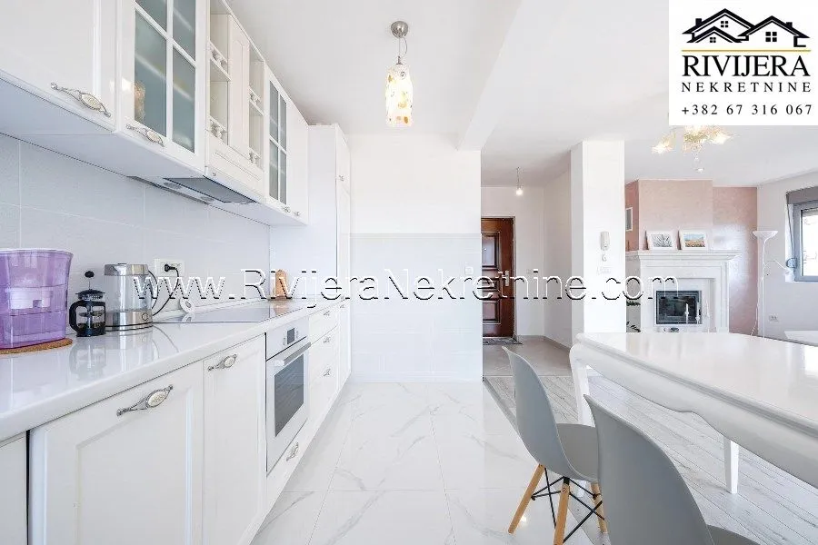 Prodaja, trosoban stan, 116m², Mažina, Tivat