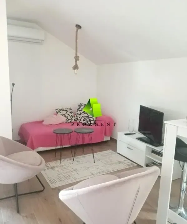 Prodaja, jednosoban stan, 41m², Palilula, Niš