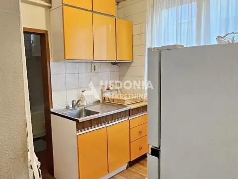 Rent, one bedroom apartment, 40m², Zemun Novi Grad, Zemun Sve Podlokacije - image 5