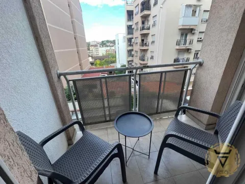 Izdavanje, dvosoban stan, 43m², Đeram Pijaca, Beograd - image 5