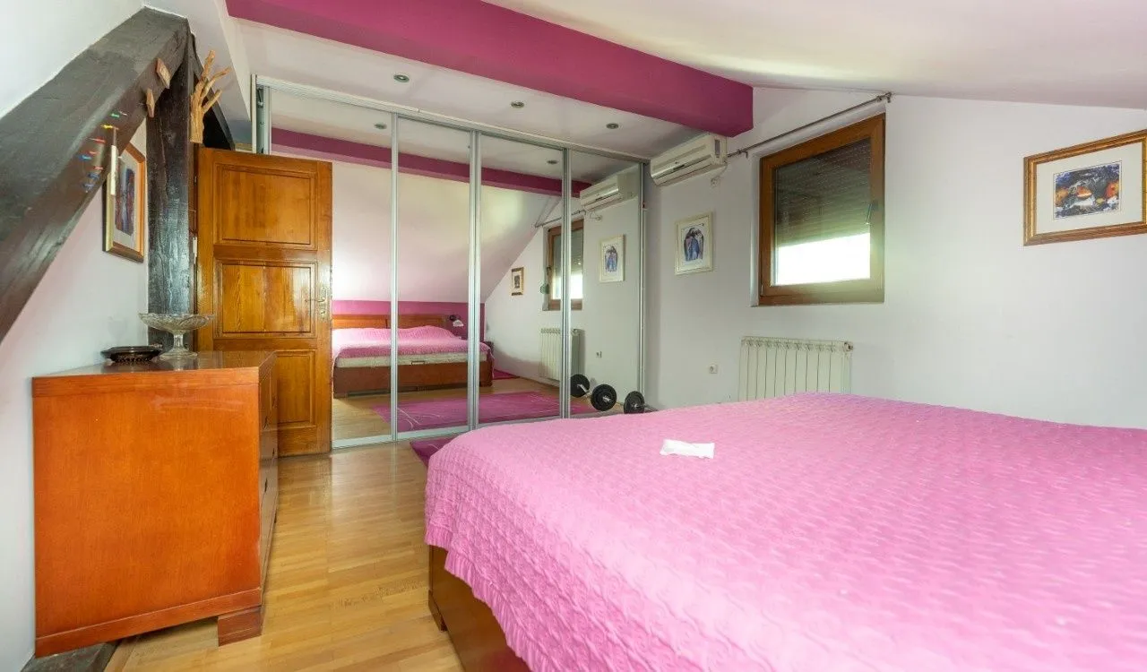 Rent, three bedroom apartment, 108m², Autobuska stanica, Podgorica