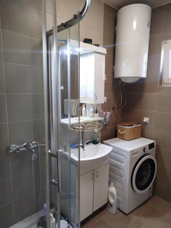 Prodaja, trosoban stan, 78m², Pantelej, Niš