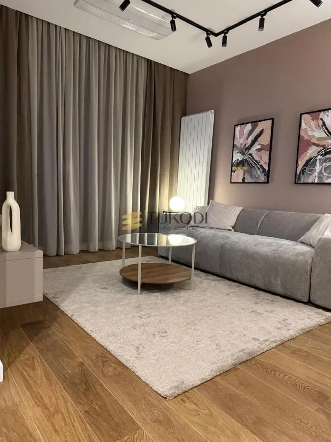 Rent, two bedroom apartment, 55m², Kalenić Pijaca, Vračar Sve Podlokacije