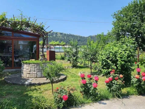 Prodaja, kuća, 100m², Bijelo Polje, Crna Gora - image 4