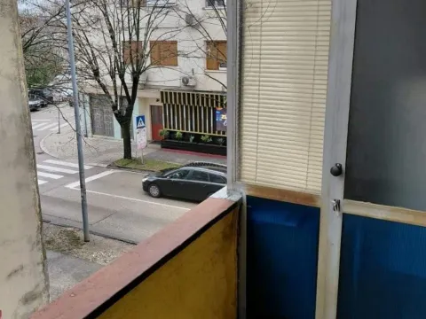 Rent, one bedroom apartment, 56m², Centar, Nikšić - image 10