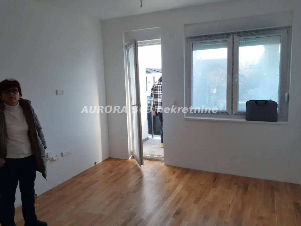 Izdavanje, garsonjera, 33m², Adice, Novi Sad Sve Podlokacije