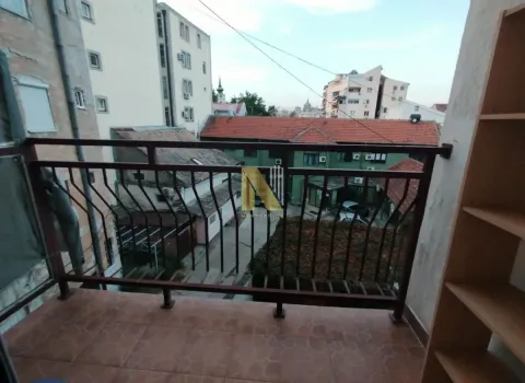 Izdavanje, dvosoban stan, 52m², Novi Sad, Srbija - image 10