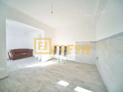 Prodaja, dvosoban stan, 86m², Šušanj, Bar - image 2