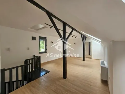 Izdavanje, kuća, 124m², Slavija, Vračar Sve Podlokacije - image 12
