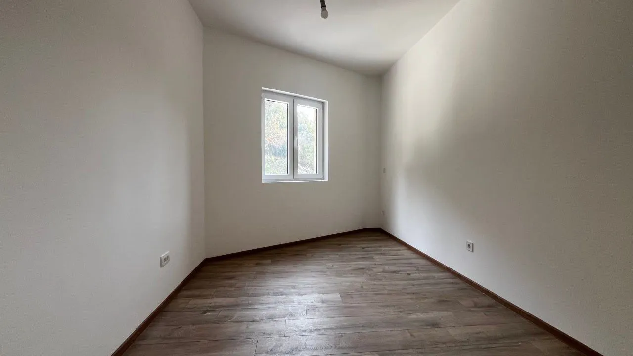 Sale, two bedroom apartment, 54m², Petrovac, Budva