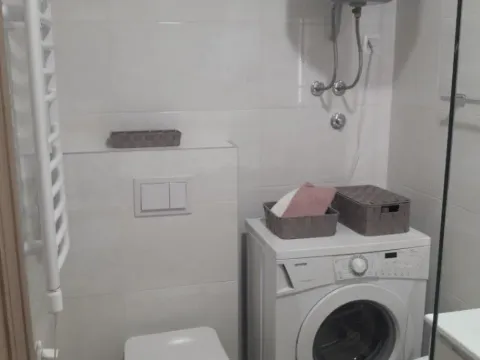 Izdavanje, jednosoban stan, 52m², Master Kvart, Podgorica - image 9