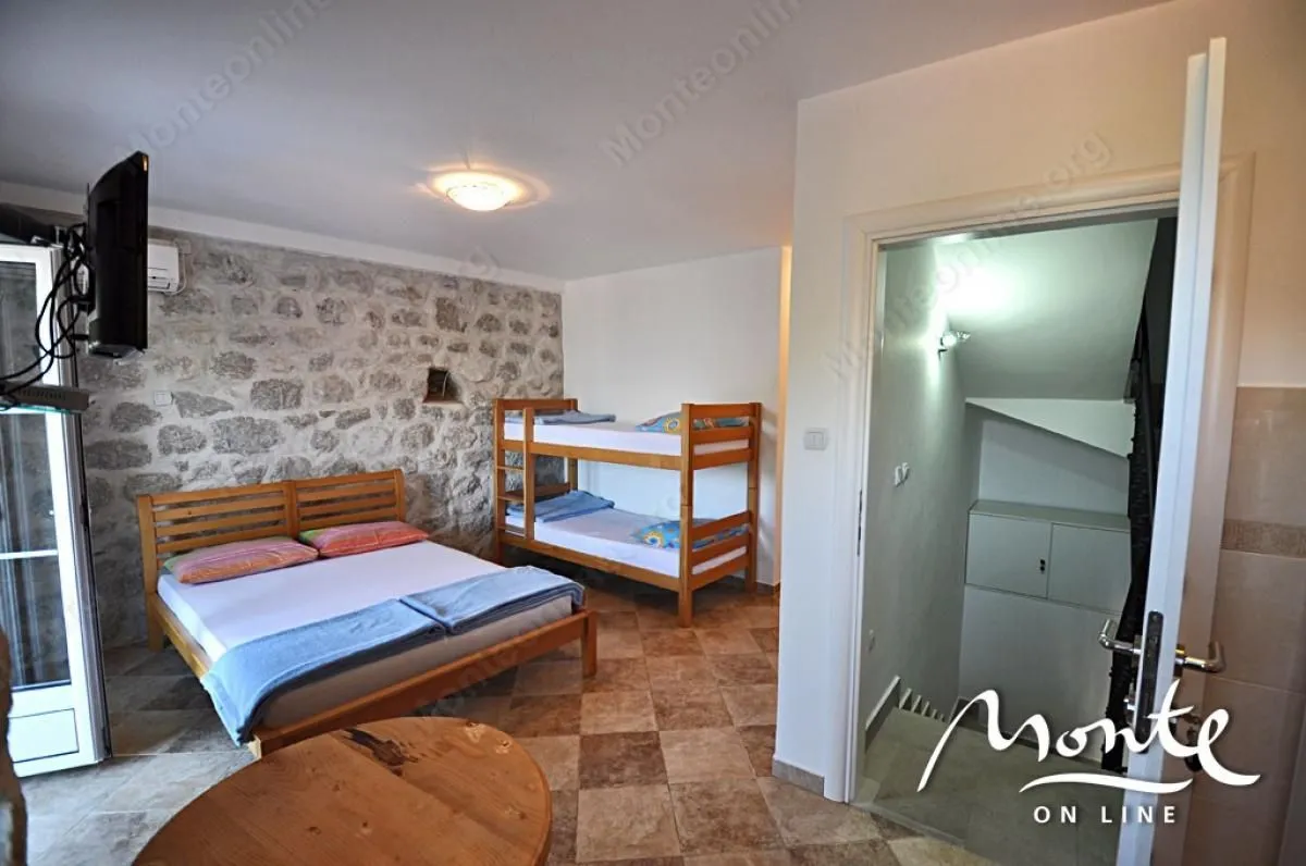 Prodaja, kuća, 130m², Morinj, Kotor