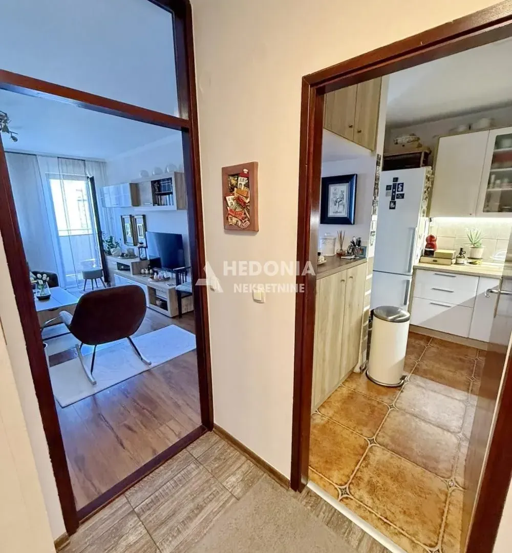 Sale, two bedroom apartment, 64m², Novi Beograd Blok 62, Novi Beograd Sve Podlokacije