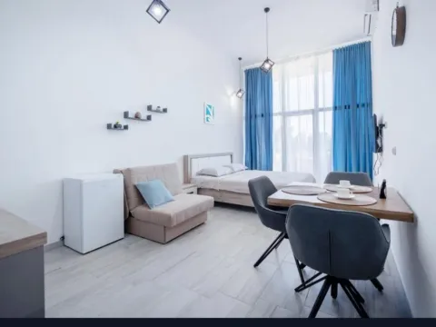 Izdavanje, garsonjera, 27m², Centar, Budva - image 2