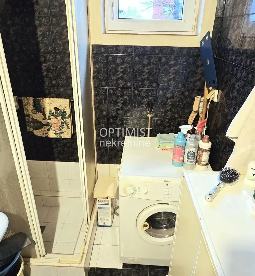 Prodaja, trosoban stan, 64m², Karaburma, Palilula Sve Podlokacije