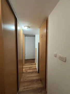 Prodaja, dvosoban stan, 66m², Centar, Nikšić - image 4