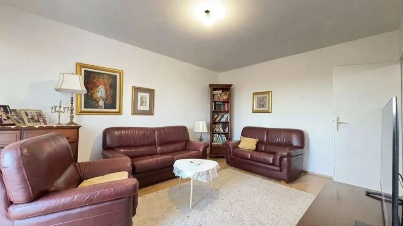 Izdavanje, jednosoban stan, 65m², Pobrežje, Podgorica