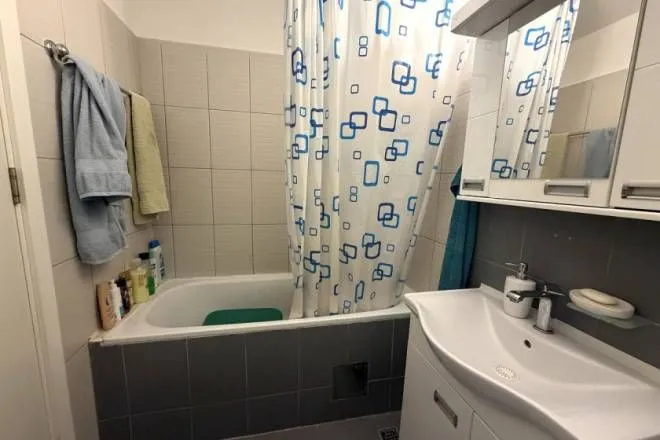 Prodaja, trosoban stan, 74m², Voždovac, Voždovac Sve Podlokacije