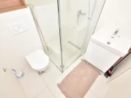 Izdavanje, dvosoban stan, 66m², Gornja Gorica, Podgorica - image 10