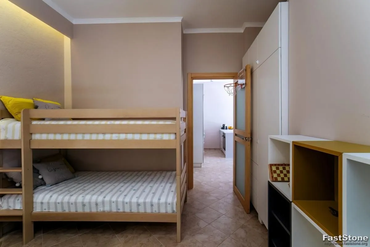 Prodaja, dvosoban stan, 63m², Orahovac, Kotor