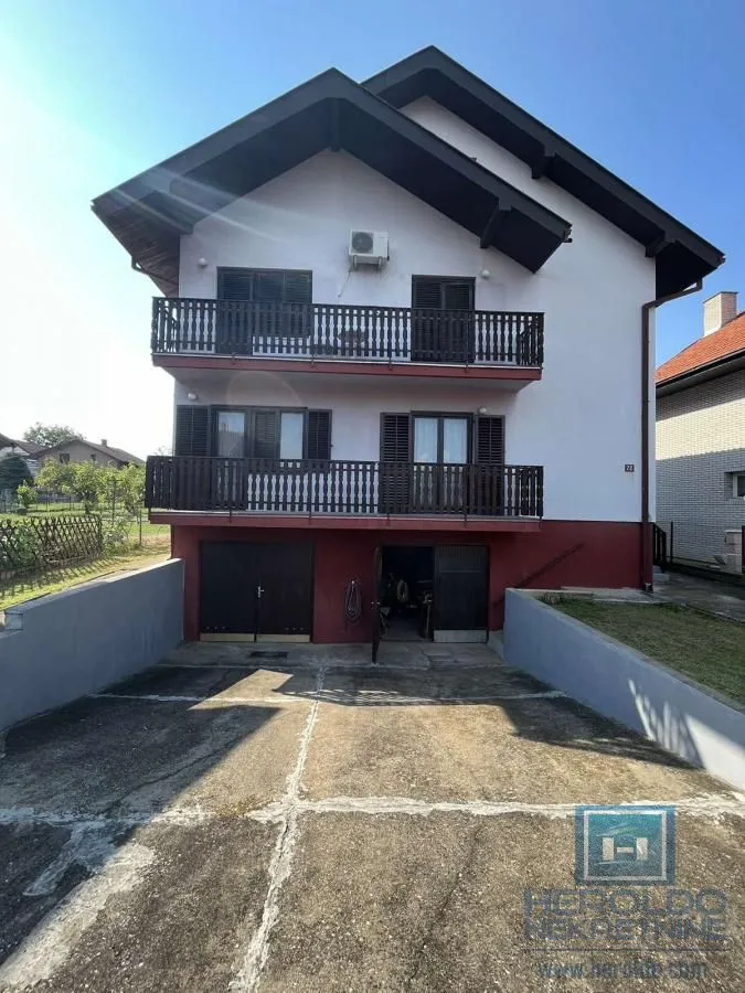 Prodaja, kuća, 353m², Budžino brdo, Jagodina