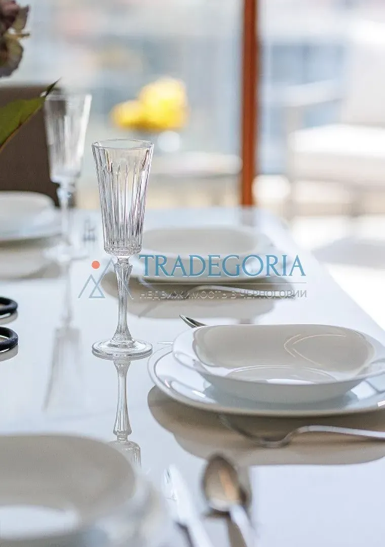 Prodaja, dvosoban stan, 95m², Bečići, Budva
