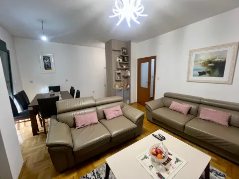 Rent, two bedroom apartment, 64m², Momišići, Podgorica - image 1