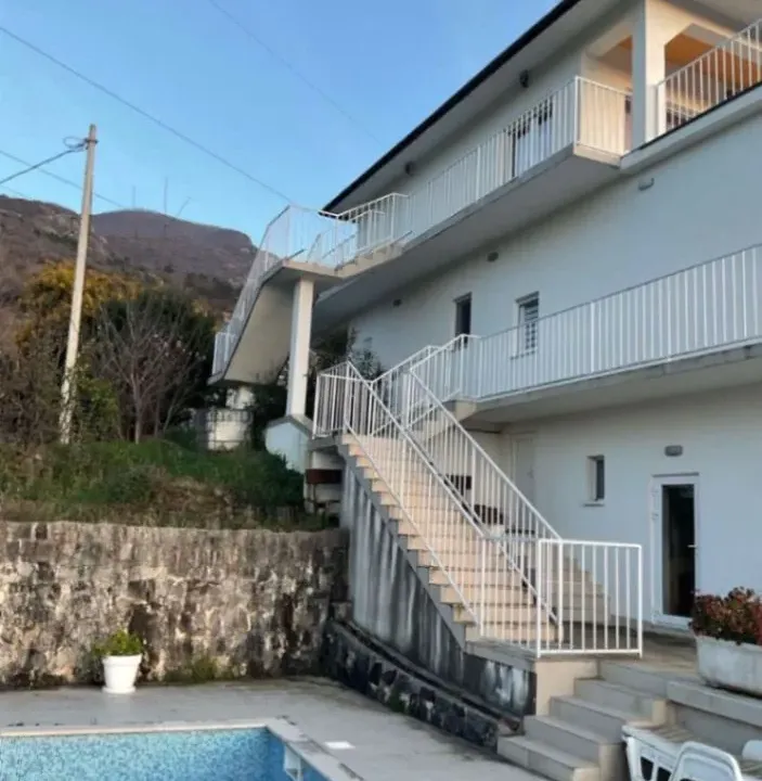 Sale, house, 2000m², Prijeradi, Kotor