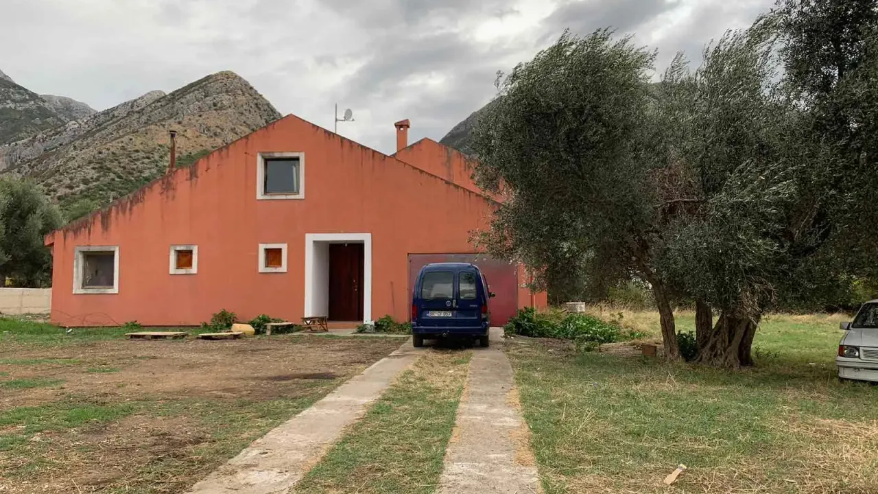 Sale, land lot, 2380m², Bar, Crna Gora